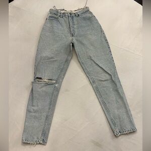 LA GEAR Vintage High Waisted Distressed Jeans, Size 8